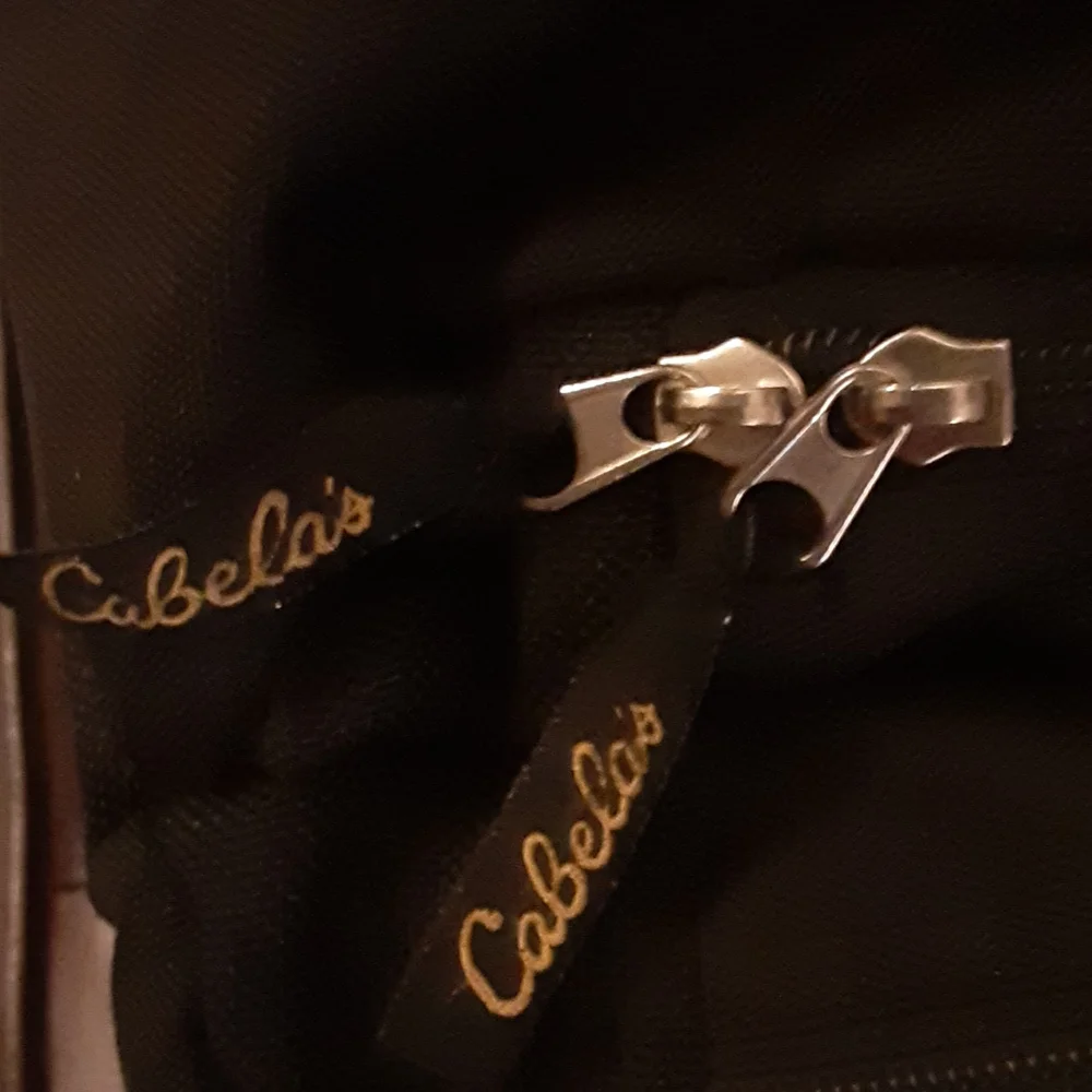 Cabela's black duffel bag gold embroidered logo 12